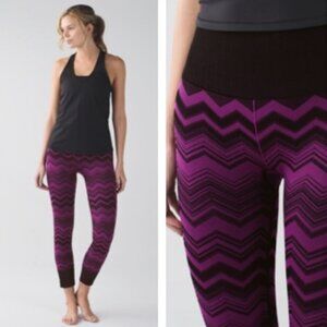 Lululemon - Ebb to Street Chevron Seamless Leggings - Regal Plum - sz 6 or 8